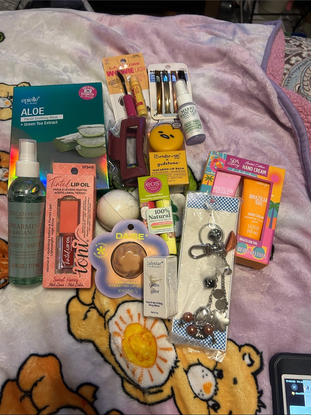 Assorted Women’s Beauty & Accessory Gift Set - Multicolor 14 items in all